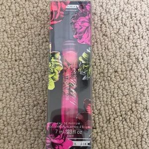 4 NEW ❤️ VICTORIA SECRET ROLLERBALLL❤️